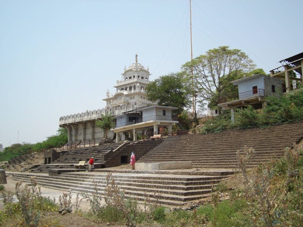 Gurudwara Nagina Ghat Sahib: Peace by the River