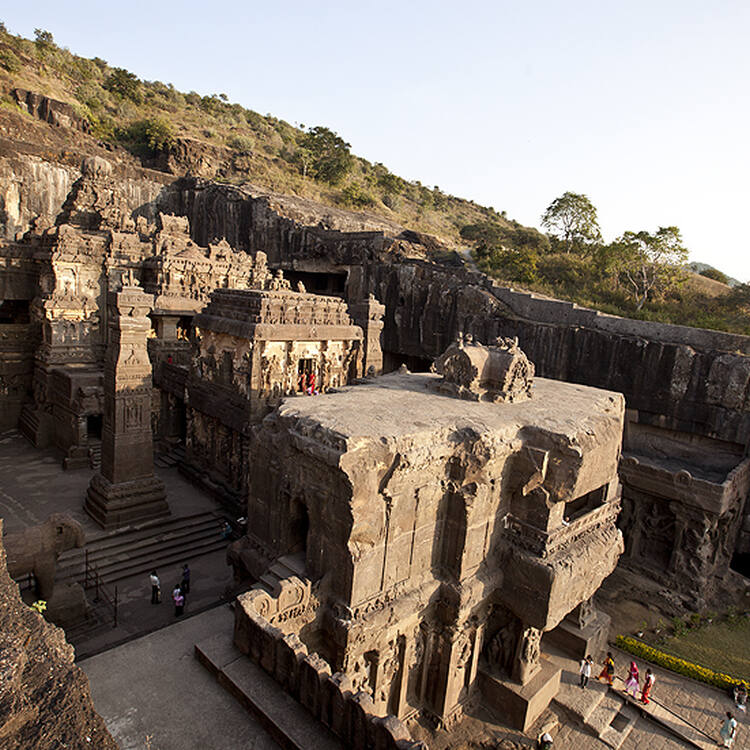 Ellora caves
Must-Visit Places in Aurangabad