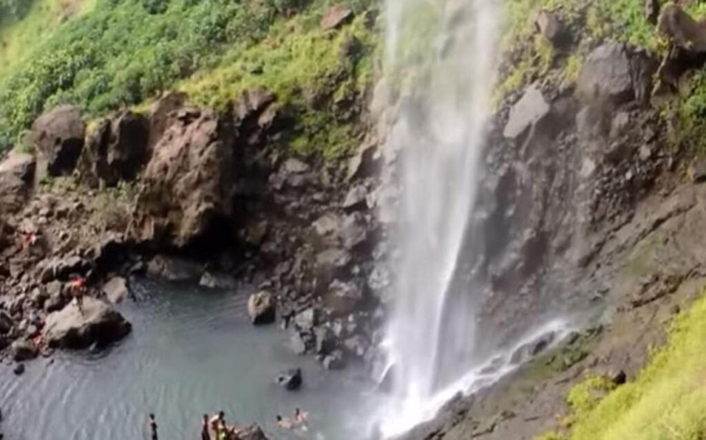 Pandavkada Falls
The Ultimate Bucket List of Waterfalls to Explore near Mumbai in Rainy Season